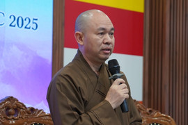 Xá lợi Phật Thích Ca được rước bằng chuyên cơ quân sự từ Ấn Độ đến TP.HCM