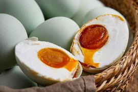 Cách làm trứng vịt muối dễ nhất cho người mới bắt đầu