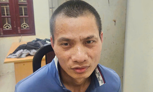 Lời khai của kẻ cầm dao, xăng đi cướp ngân hàng ở Hà Nội
