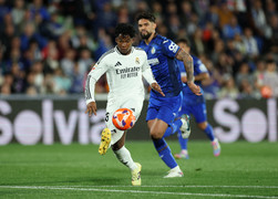 Ancelotti nổi giận với Endrick: 'Hãy ngưng làm trò biểu diễn'