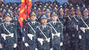 13.000 chiến sỹ đội mưa hát trong lễ sơ duyệt diễu binh mừng đại lễ 30/4