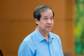 Ngân sách cần chi thêm 8.200 tỷ đồng/năm để miễn học phí cho học sinh