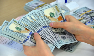 Giá USD ngân hàng cao nhất từ trước tới nay, sát mốc 26.200 đồng/USD