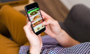 Tôi phát hiện vợ ngoại tình nhờ xem lịch sử ứng dụng giao đồ ăn