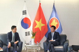 Hỗ trợ dịch vụ tài chính cho cộng đồng người Việt tại Hàn Quốc