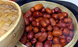 Làm món ăn từ táo đỏ, vì sao người Trung Quốc phải hấp táo 3 lần?