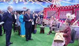 Tổng Bí thư Tô Lâm trải nghiệm phong tục truyền thống của Kazakhstan