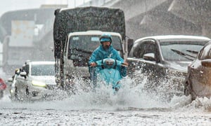Không khí lạnh sắp tràn về, Bắc Bộ và Bắc Trung Bộ mưa lớn, có nơi dưới 18°C