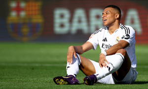 Mbappe lập hattrick, Real Madrid vẫn thua Barcelona