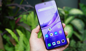 Điện thoại vivo V50 Lite: ‘Quái vật’ pin trong dáng vẻ thời trang
