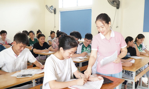 Bộ Nội vụ yêu cầu điều chuyển giáo viên từ nơi thừa sang nơi thiếu sau sáp nhập