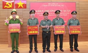 Công an Quảng Trị phá chuyên án TNL8 bắt 4 người, thu giữ nhiều súng đạn