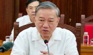 Tổng Bí thư chủ trì cuộc họp về việc lấy ý kiến nhân dân sửa đổi Hiến pháp 2013