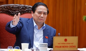 Thủ tướng: Rà soát các nội dung phân cấp, phân quyền liên quan ngân sách, cán bộ