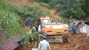 Sạt lở đất vùi lấp căn nhà ở Sa Pa, người phụ nữ tử vong