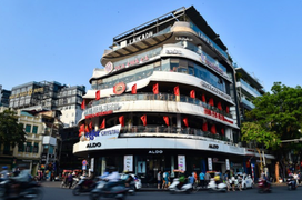 Bắt đầu các bước quây tôn, tháo dỡ công trình Hàm cá mập