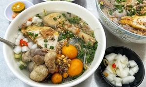 Cách nấu hủ tiếu gà ngon tại nhà