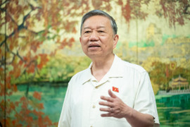 Tổng Bí thư: Đất nước có tiền nhưng không tiêu được, phải đi vay nước ngoài