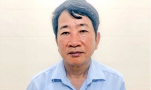 Cựu Giám đốc BHXH Bắc Giang nhận hối lộ đều đặn mỗi quý tại phòng làm việc