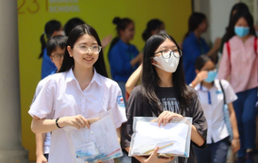 Học sinh 4 tỉnh không phải thi vào lớp 10 công lập