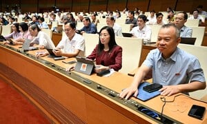 Quốc hội rút ngắn nhiệm kỳ khoá XV, ấn định ngày bầu cử khoá XVI