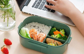 Tôi ăn trưa ở quán chỉ mất 30 nghìn, tự nấu tốn 60 nghìn đồng