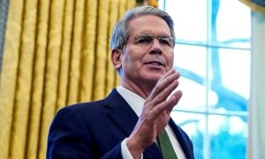 Mỹ nới lỏng ngay lập tức các lệnh trừng phạt Syria