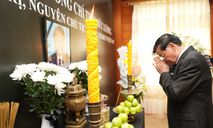 Tổng Bí thư, Chủ tịch nước Lào viếng nguyên Chủ tịch nước Trần Đức Lương