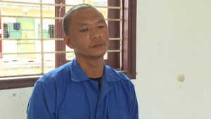 Tạm giữ hình sự kẻ phá hoại bảo vật quốc gia ngai vàng vua triều Nguyễn