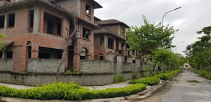 Bất động sản bỏ hoang gây 'thừa đất, thiếu chỗ ở': Đã đến lúc mạnh tay đánh thuế