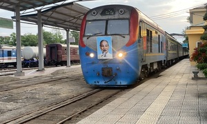 Cận cảnh tàu khách liên vận Việt Nam - Trung Quốc hoạt động trở lại sau 5 năm