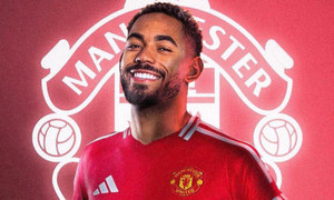 Tân binh Man Utd giá hơn 2 nghìn tỷ không kịp đối đầu Duy Mạnh, Hoàng Đức