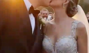 Xôn xao video AI dựng đám cưới Barron Trump và Công chúa Leonor