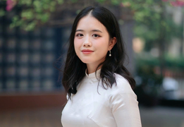 Nữ sinh 'con nhà người ta' học giỏi, hát hay, là thủ khoa học sinh giỏi quốc gia