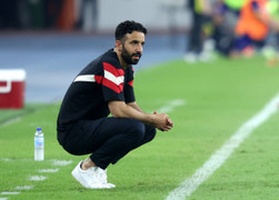 Thua đội Đông Nam Á, HLV Amorim thừa nhận Man Utd yếu kém