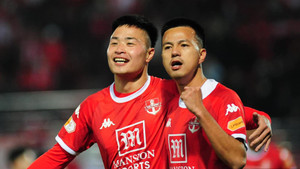 Tuyển Việt Nam mất quân, HLV Kim Sang-sik triệu tập gấp 2 cầu thủ