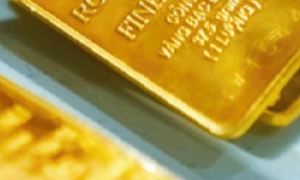 Giá vàng trong nước tiếp tục tăng, thế giới quay đầu giảm mạnh