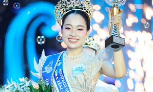 Người đẹp Thanh Hóa đăng quang Hoa hậu Biển đảo Việt Nam 2025