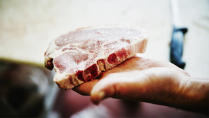 Mách bạn dấu hiệu nhận biết thịt lợn bệnh