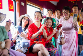 Tàu du lịch ‘Về miền Đất Võ” tại Bình Định có gì mà du khách thích thú? 