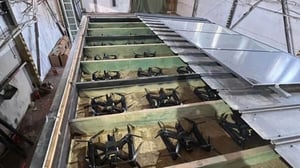 Ukraine giấu UAV trong nhà kho bằng gỗ trước cuộc tập kích 4 sân bay Nga