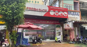Loạt cửa hàng C.P. Việt Nam tại Sóc Trăng hết hạn giấy phép an toàn thực phẩm