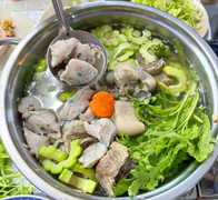 Cách nấu lẩu cá thác lác khổ qua đơn giản