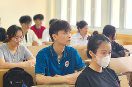 Gợi ý đáp án môn tiếng Anh thi vào lớp 10 TP.HCM 2025