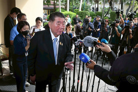 Thái Lan đóng hành lang biên giới với Campuchia