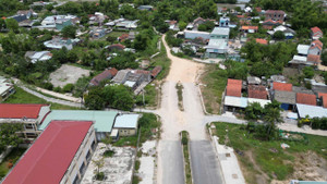 Hơn 2km đường ở Quảng Nam làm 6 năm không xong