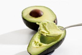 Quả bơ rất bổ nhưng sử dụng theo 3 cách này sẽ phản tác dụng