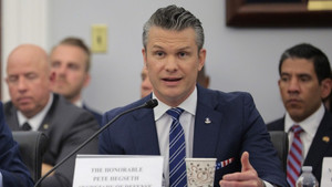 Bộ trưởng Quốc phòng Mỹ xác nhận cắt giảm viện trợ cho Ukraine