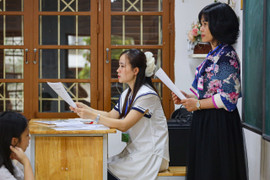 Giáo viên tranh luận môn Văn thi lớp 10 Hà Nội: Đề một đằng, đáp án một nẻo