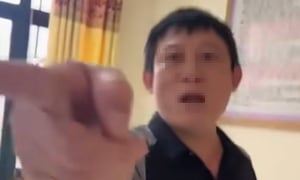 Để cấp dưới xưng "mày, tao", lãnh đạo phải tới ...